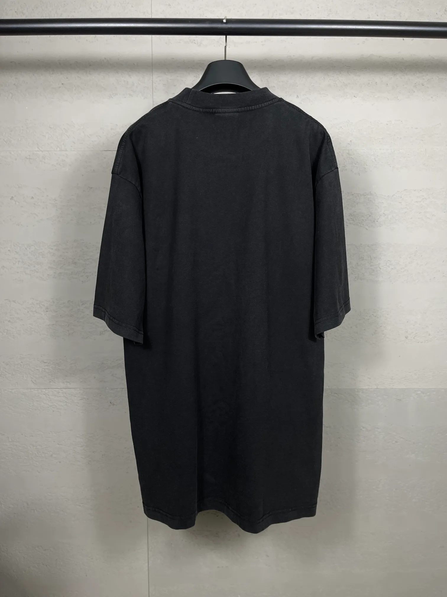 【 . Quality】BALENCI*GA/ .2024 T 2024New Arrival. Y ， ，Authentic ， 🌙 . 。 . Authentic ， ！ ZP 。 260 ， . ， ，。 。 ， ， 。 。 OS . Same Style ：BL 223361 : ， Size：XS L